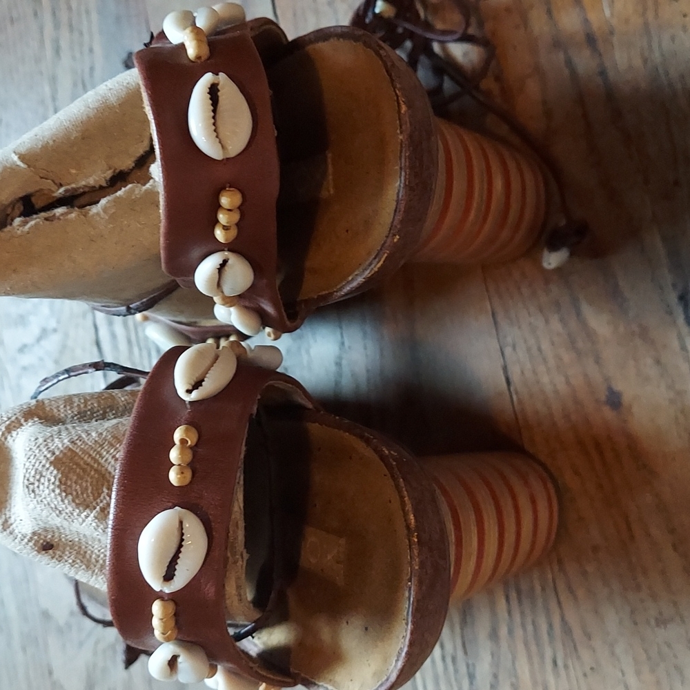 M&M 4 for $12 Shoes - Picture 4 of 16